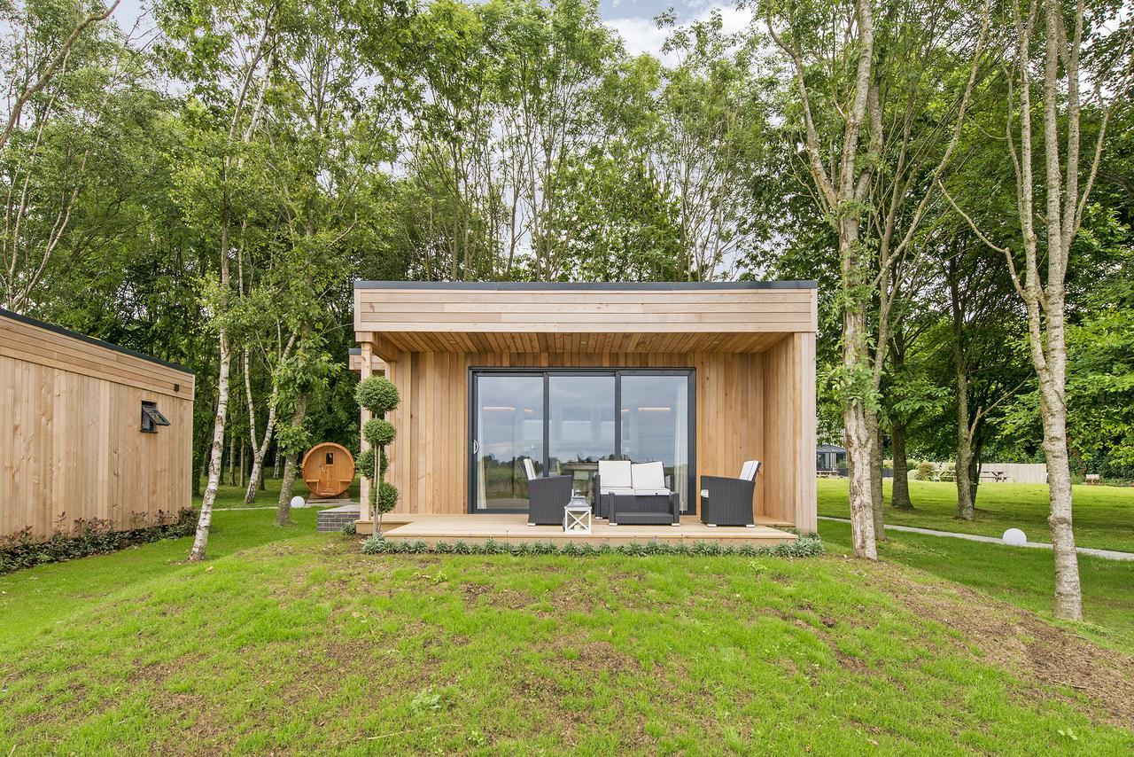 Tinwood Estate Vineyard Lodges Chichester Extérieur photo